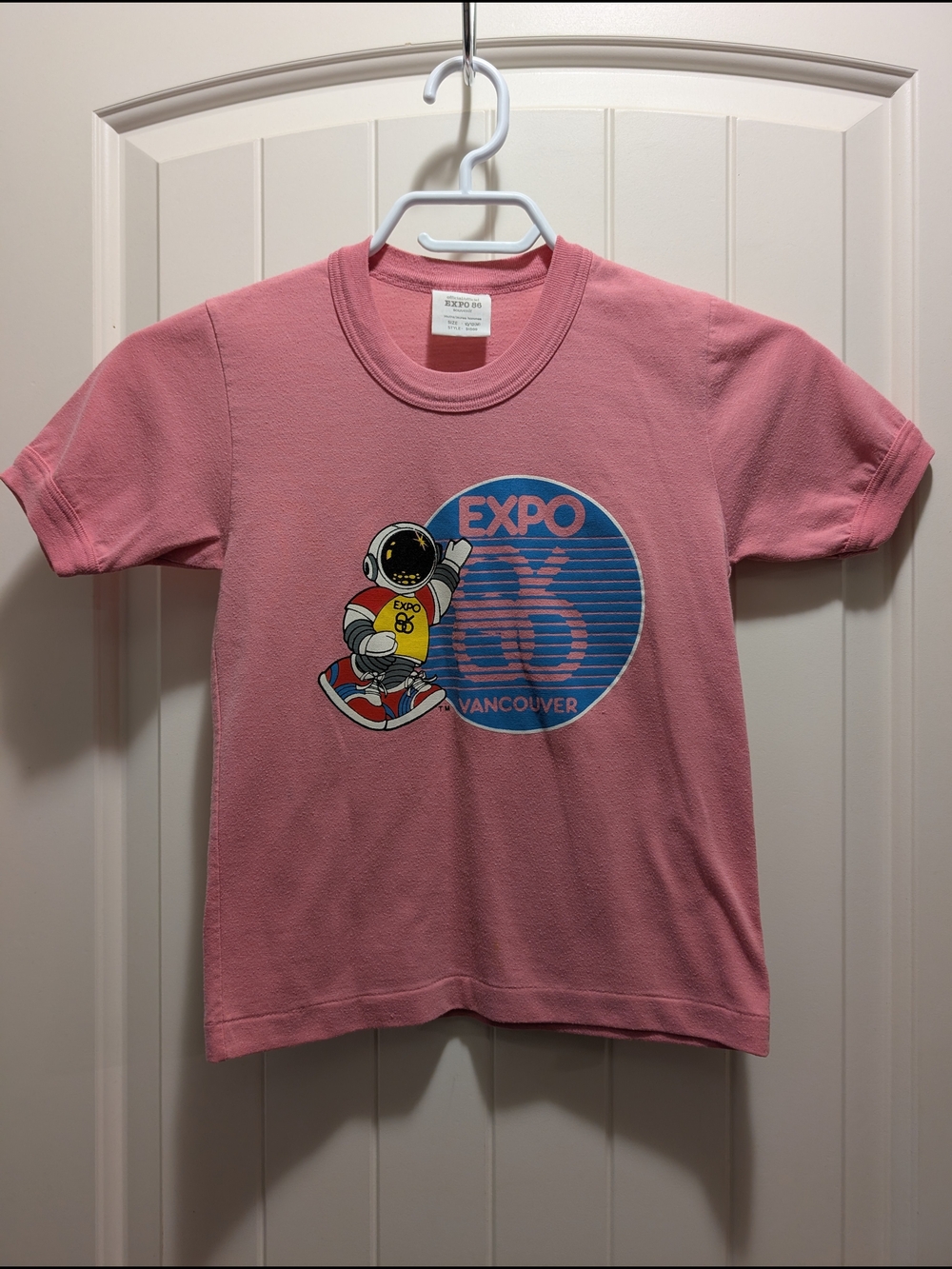 Expo 86 Vancouver Kids' Graphic T‑Shirt - Pink Expo Ernie Vintage Retro